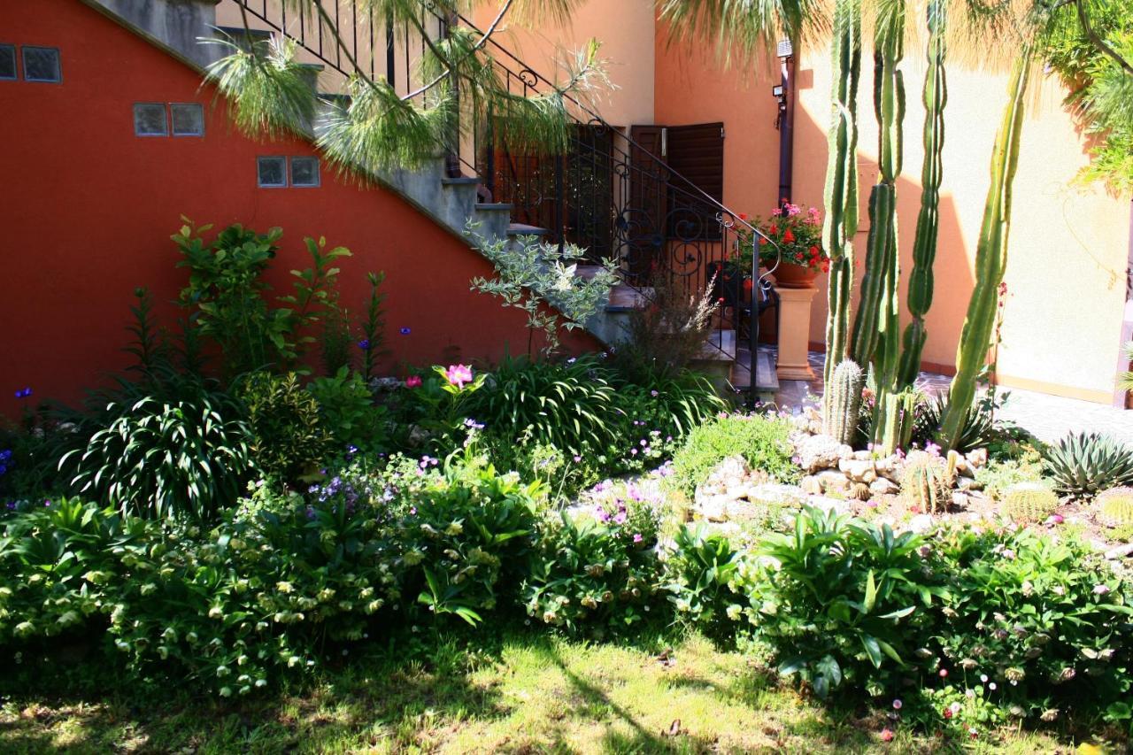 Garden Fuorirotta Bed & Breakfast San Giovanni Teatino Dış mekan fotoğraf