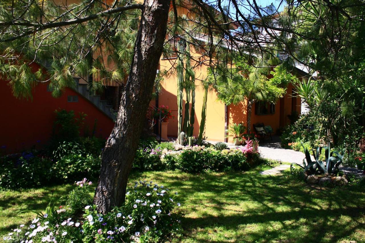 Garden Fuorirotta Bed & Breakfast San Giovanni Teatino Dış mekan fotoğraf